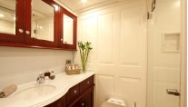 Sailing yacht Annagine - Master Cabin Bathroom